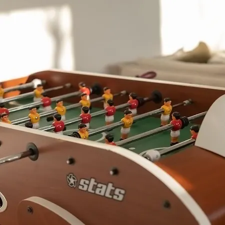 Kaza Guesthouse, Centrally Located 2 & 3 Bedroom In *