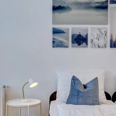 Kaza Guesthouse, Centrally Located 2 & 3 Bedroom In *